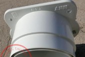 解决油烟机排气阀漏油问题的有效方法（探讨如何处理油烟机排气阀漏油情况）