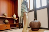 如何正确放置手机进行广角脚底拍照？