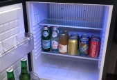 酒店冰箱清洗方法是什么？如何彻底清洁保持卫生？