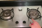 燃气灶点火困难怎么解决？快速排查与修复方法是什么？