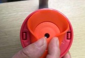 网红水杯充电器使用方法是什么？