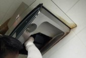 家常油烟机的清洗方法（让你的油烟机恢复高效清洁）