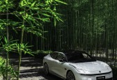 四驱性能，两驱油耗，领克 10 EM-P 是怎么做到的？