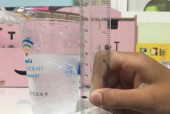 冰箱水变干净方法？如何快速去除异味和污垢？