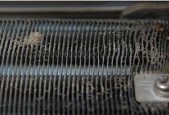 空调散热片清洗方法？自己动手能解决吗？