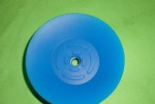 显示器显示蓝色但不亮？如何快速解决？