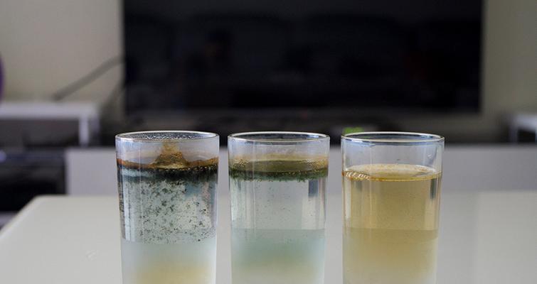 如何处理净水器红锈问题（有效清除净水器中的红锈）  第1张