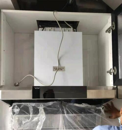 如何清洗史密斯油烟机上的油污（轻松解决家中油烟机的油污问题）  第1张