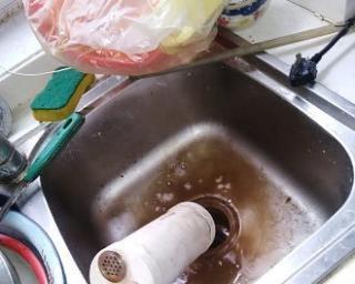 《清洗油烟机的正确安装方法》（掌握关键步骤）  第3张