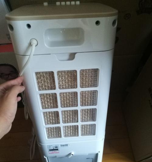 空调扇叶不转动的原因和解决方法（探究空调扇叶停转的原因及解决方案）  第1张