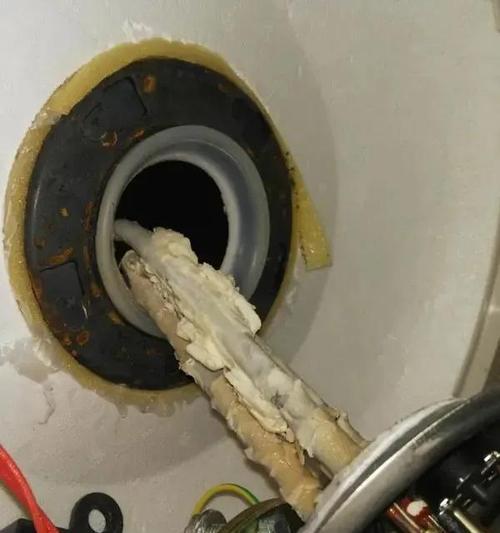 电热水器忽冷忽热的故障分析及解决方法（电热水器温度不稳定）  第2张