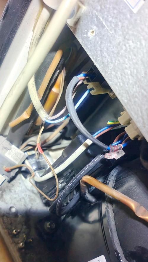 三星冰箱出现故障怎么办？维修方法和常见原因是什么？  第2张