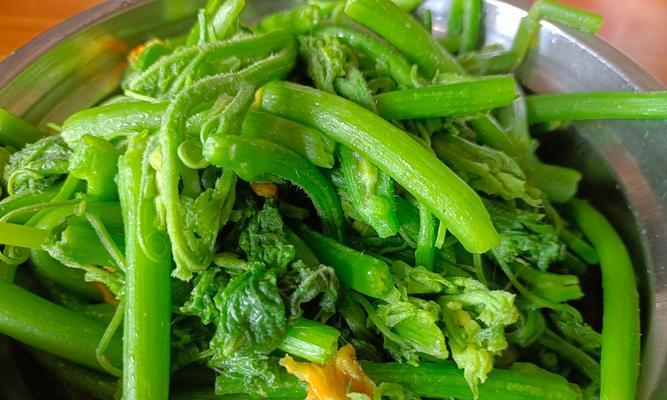 猪肉在冰箱里怎么辨别好坏？保鲜期多久？  第1张