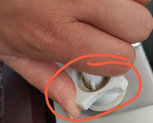 洗衣机双动力拆卸方法是什么？如何正确拆卸洗衣机双动力？  第1张