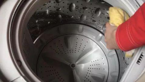 白醋如何有效清洁洗衣机？清洁步骤和效果如何？  第2张