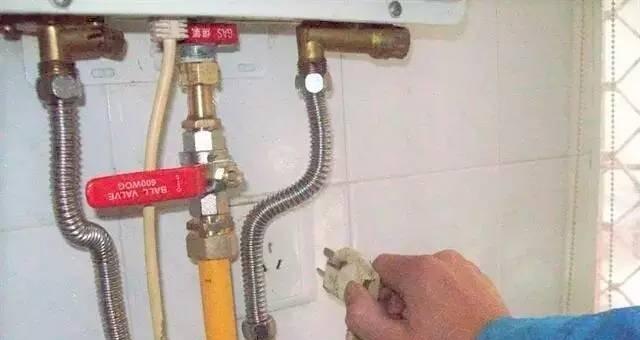 燃气热水器出水小怎么办？查看这些地方能解决问题吗？  第3张