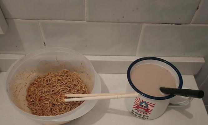 冰箱门关闭不严是什么原因？如何快速解决？  第2张