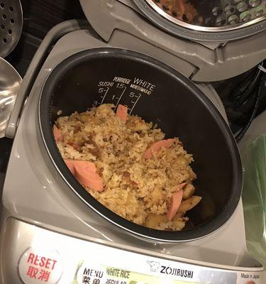 电饭煲自动放水不停？如何快速解决这一问题？  第3张