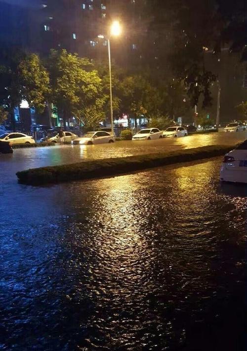 中央空调雨水倒灌是什么原因？如何预防和解决？  第1张