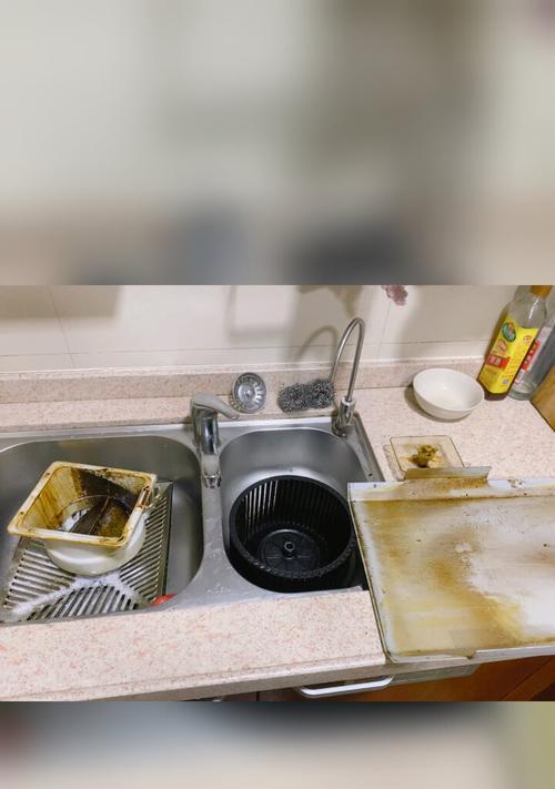 方太油烟机滴水如何进行维修  第2张