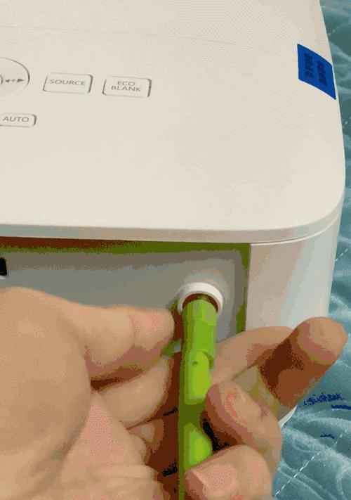投影仪开关按钮损坏如何修复？  第1张