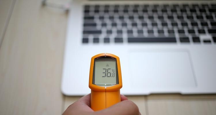 苹果笔记本后出风口打开的方法是什么？  第3张