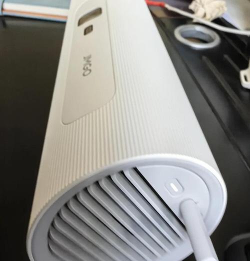 坚果投影仪幕布的正确使用方法是什么？  第2张