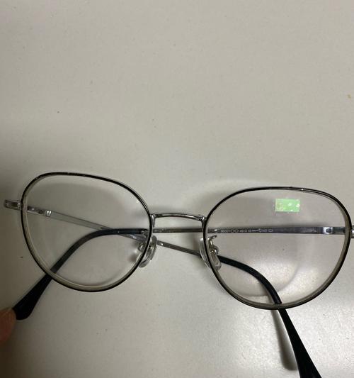 自己修撞歪的眼镜视频教程？修眼镜有哪些步骤？  第2张