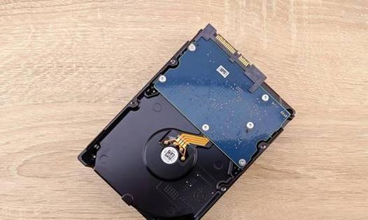 服务器出现振动导致死机的原因是什么？如何预防？  第1张