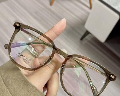 扎丸子头如何戴眼镜视频？戴眼镜的技巧是什么？  第3张