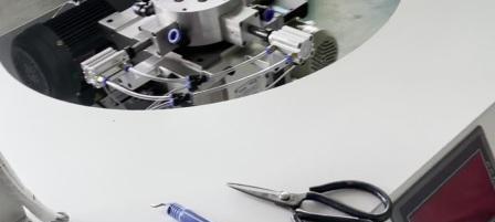 移动电源的亚克力盒子怎么拆卸？  第3张