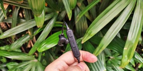 泰讯运动蓝牙耳机连接步骤是什么？  第3张
