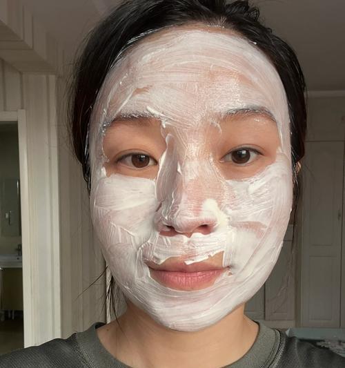 女士面膜手机壳的正确使用方法是什么？使用中应注意哪些问题？  第3张