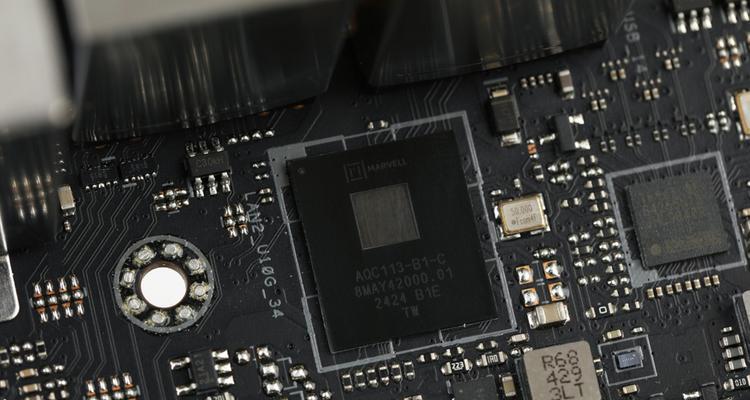 2424主板型号是什么？性能特点有哪些？  第2张