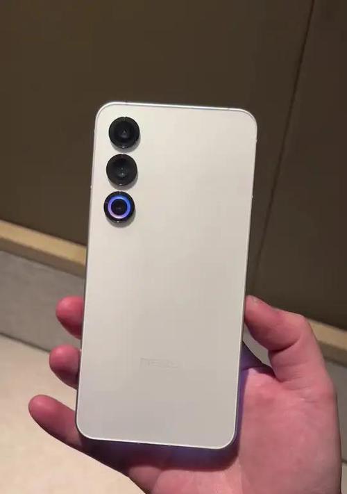 魅族手机白面板的做工怎么样？与其他品牌相比如何？  第2张