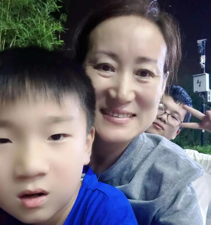 舅妈的苹果手机型号怎么查？  第1张