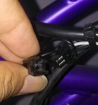 电瓶车面板固定的方法有哪些？  第2张