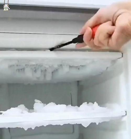 冰箱冷凝水管堵了怎么办？（解决冰箱冷凝水管堵塞的方法及注意事项）  第3张