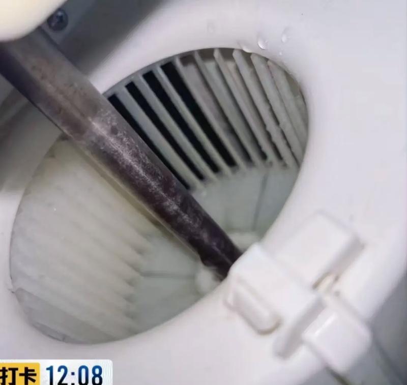 湖南家庭空调清洗方法（如何正确清洗家中的空调设备）  第3张